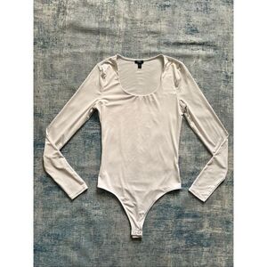 Express Body Contour White Scoop Neck Long Sleeve Bodysuit S